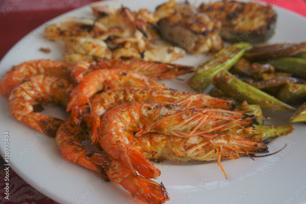 shrimp and seafood a plate