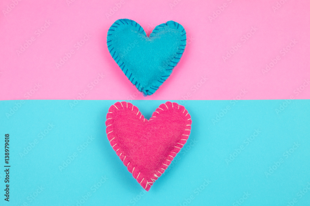 Fototapeta premium Corazones de fieltro