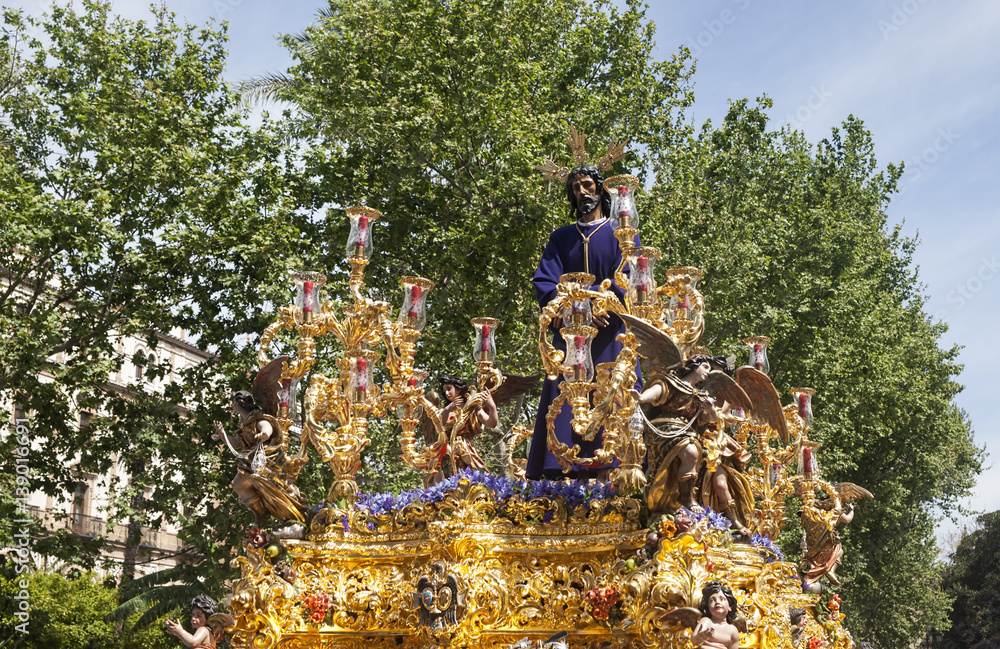 Jesús cautivo en la procesión de la semana santa de Sevilla Stock Photo ...