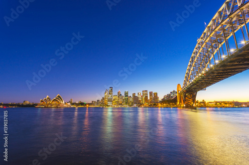 Sydney Harbor © kobozaa