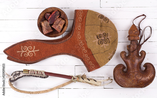 Εκτύπωση καμβά wineskin and Kazakh hat,historical, national things Asia, Kazakhstan, Mongolia,