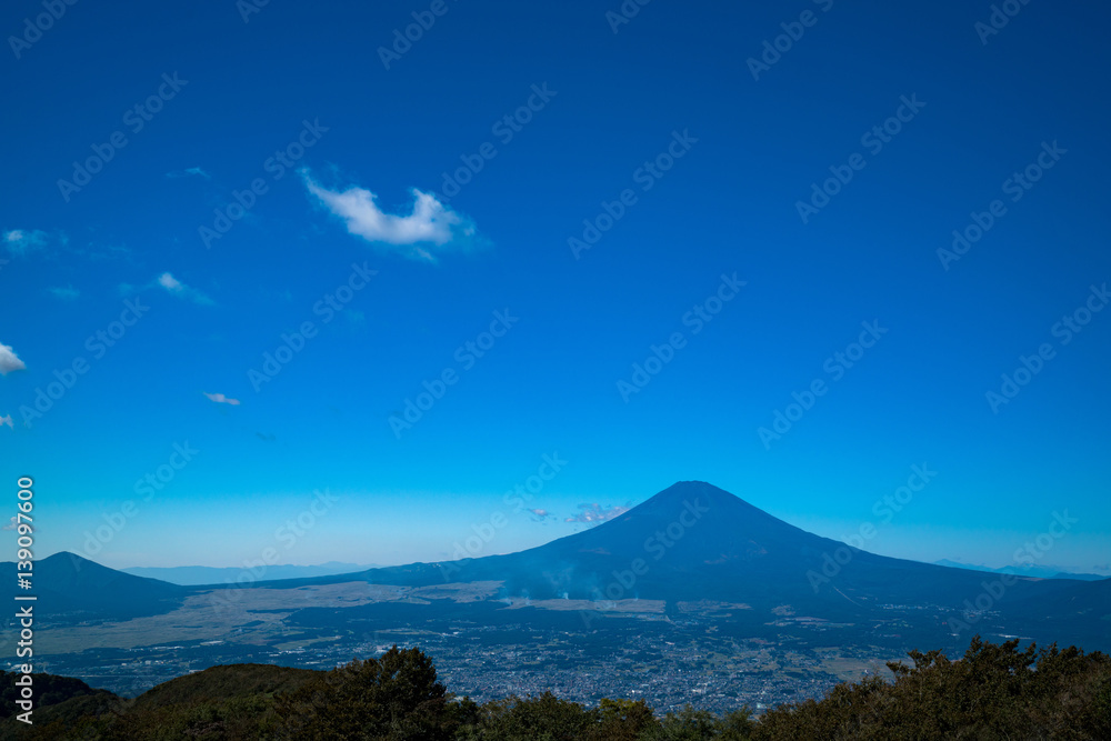 乙女峠付近から見た富士山