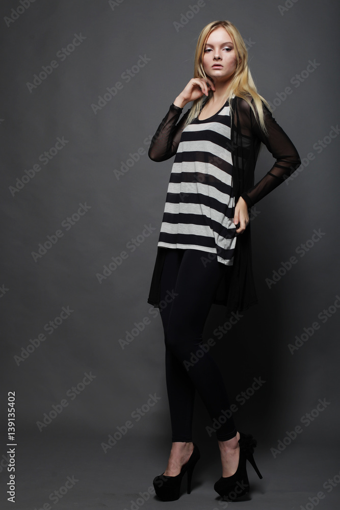Fototapeta premium pretty model on grey background