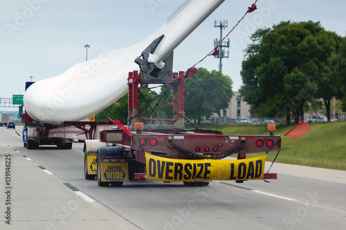 Oversized load on Highway
