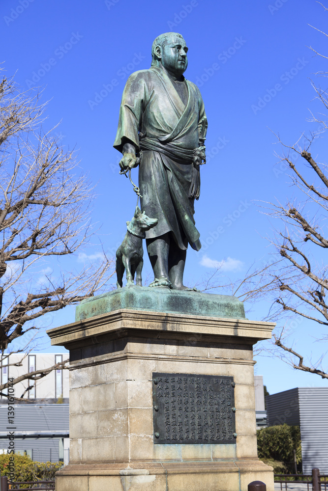 Naklejka premium 西郷隆盛像