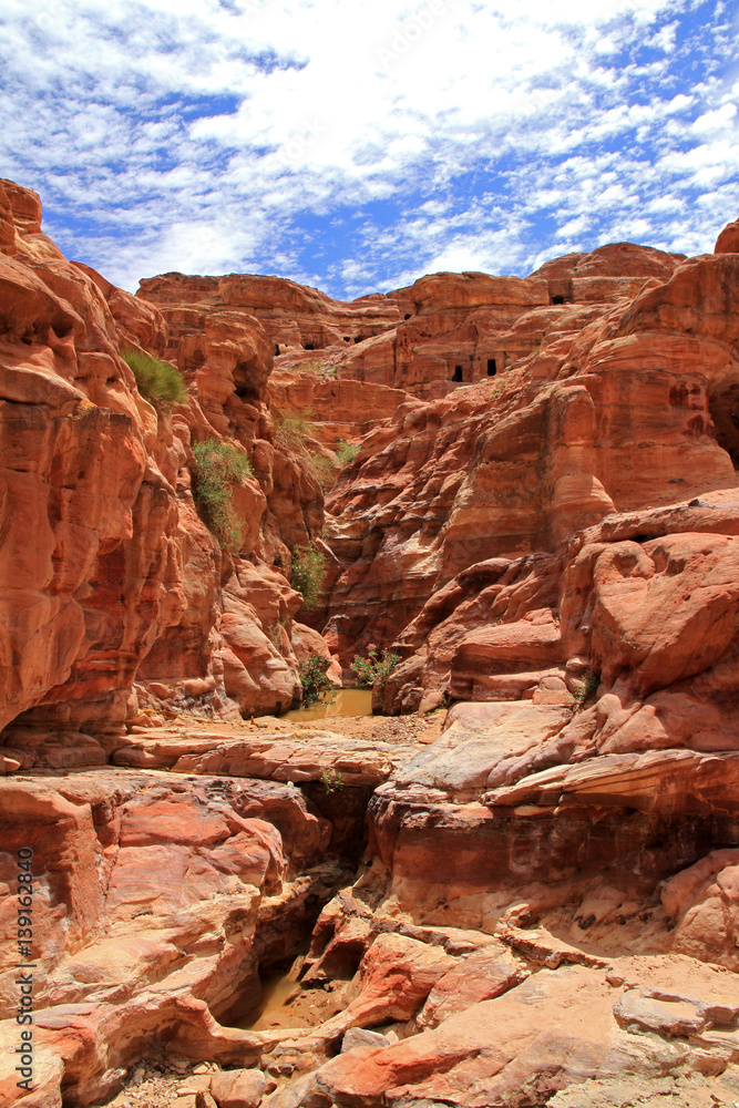 Fototapeta premium Mountain in Petra / Petra, Jordan