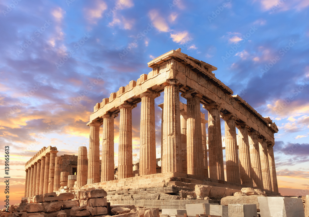 Naklejka premium Partenon na Akropolu w Atenach, Grecja na zachód słońca