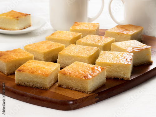 Fotografie Slab pie with cottage cheese