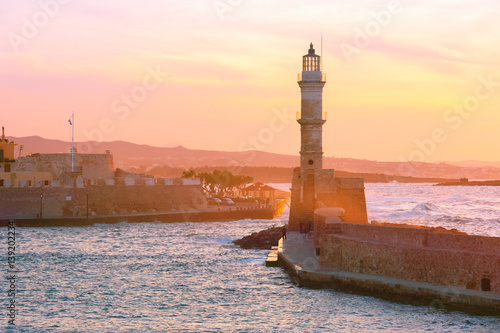 Fotografie Lighthouse in old harbour of Chania at dawn, Crete, Greece