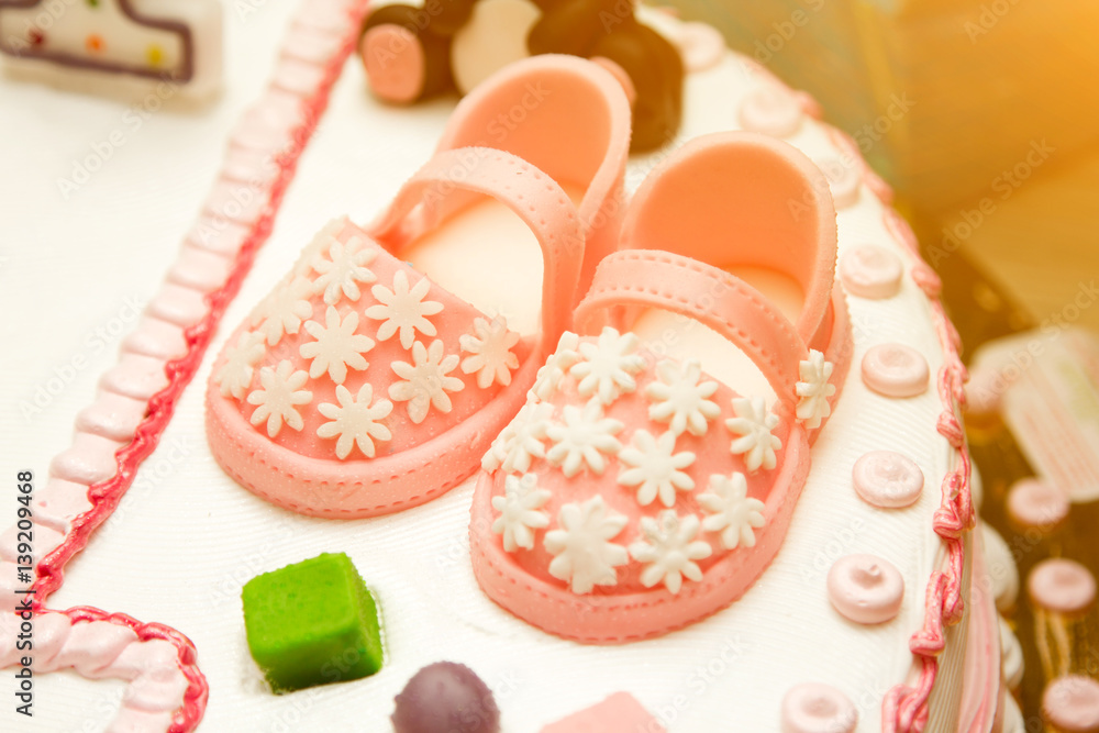 Cake with booties pink for girls