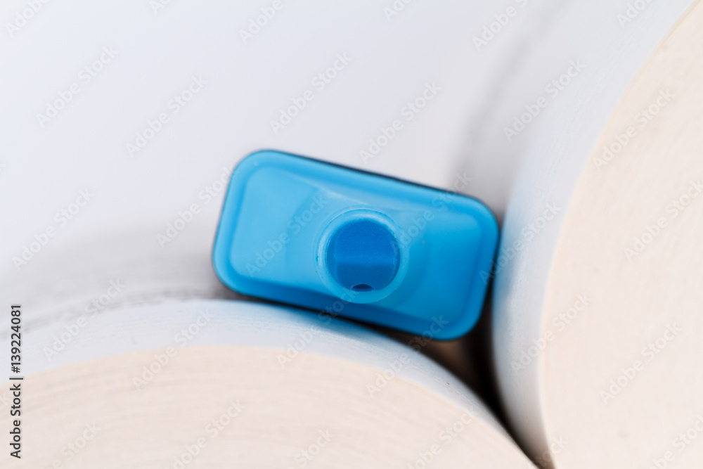 Detailed Blue Higlighter Pen Detailed Blue Higlighter Pen