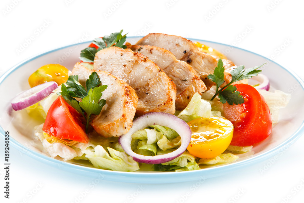 Green salad with grilled chicken fillet Green salad with grilled chicken fillet