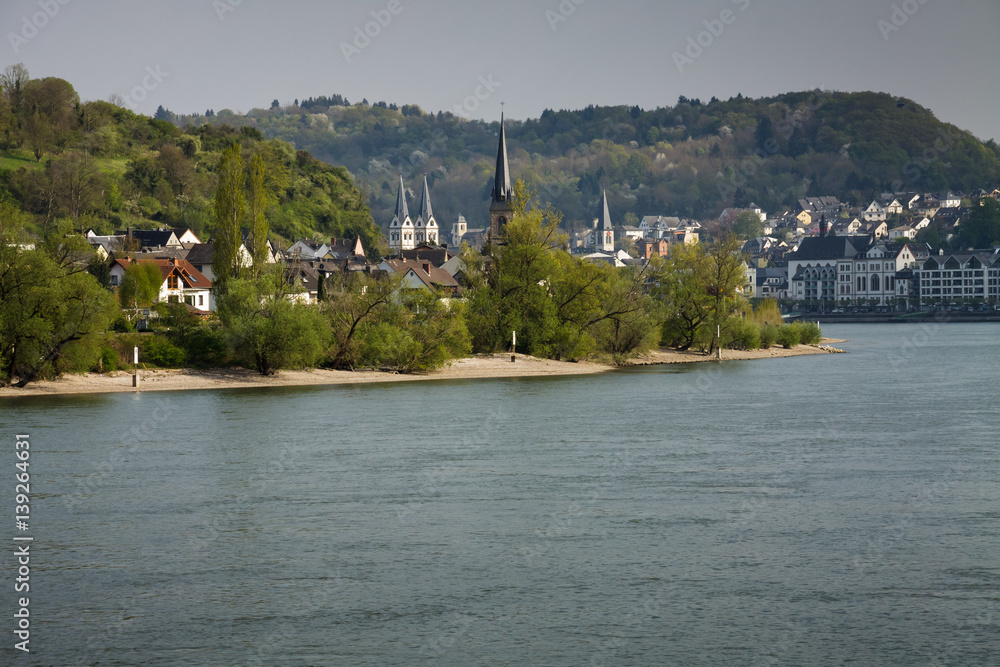 Ausblick auf Filsen und Boppard am Rhein