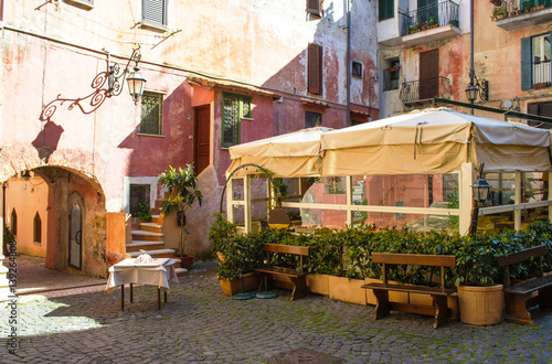 Fototapeta Naklejka Na Ścianę i Meble -  piccolo ristorante in Italia
