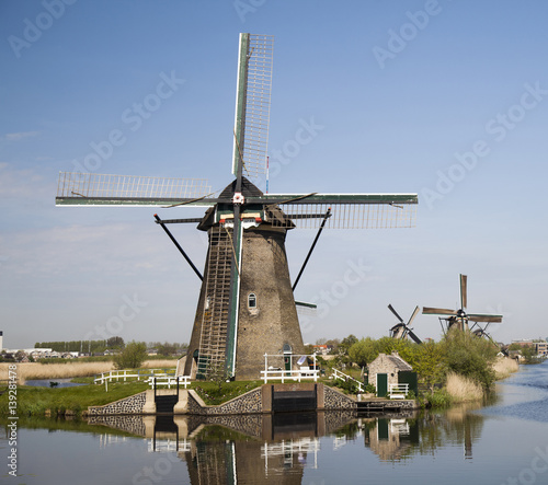 Windmill, Kinderdijk in netherlands © Sebastian Duda