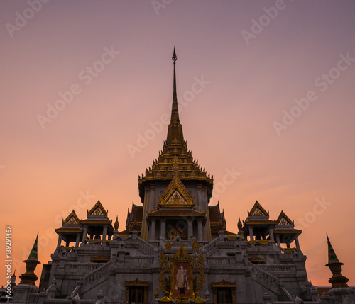 Wat Trimitr in the evening.Temple of the Golden Buddha, it's located near china town.