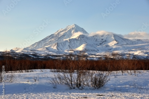 Fototapeta Naklejka Na Ścianę i Meble -  Beautiful winter volcanic landscape