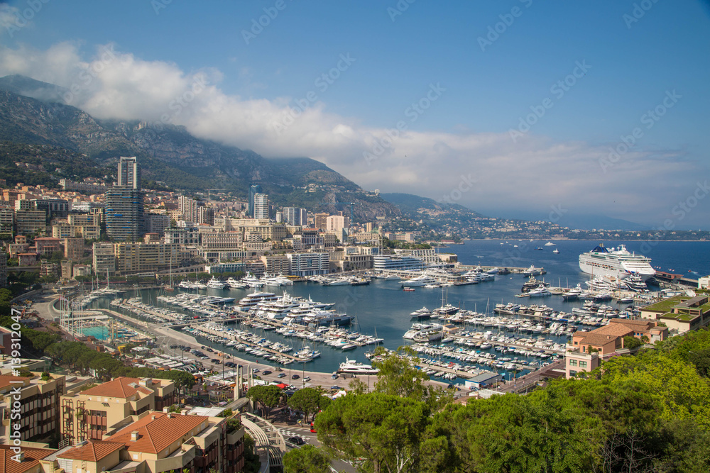 Panorama vom Hafen von Monaco