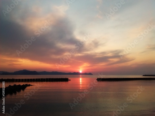 日本海に沈む夕日