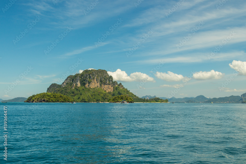 The beautiful landscape of Koh Poda (Poda Island) in Andaman sea, Krabi province, Thailand. 