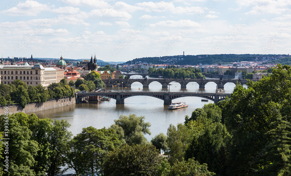 Naklejka premium Praga Republika Czeska i rzeka Vitava