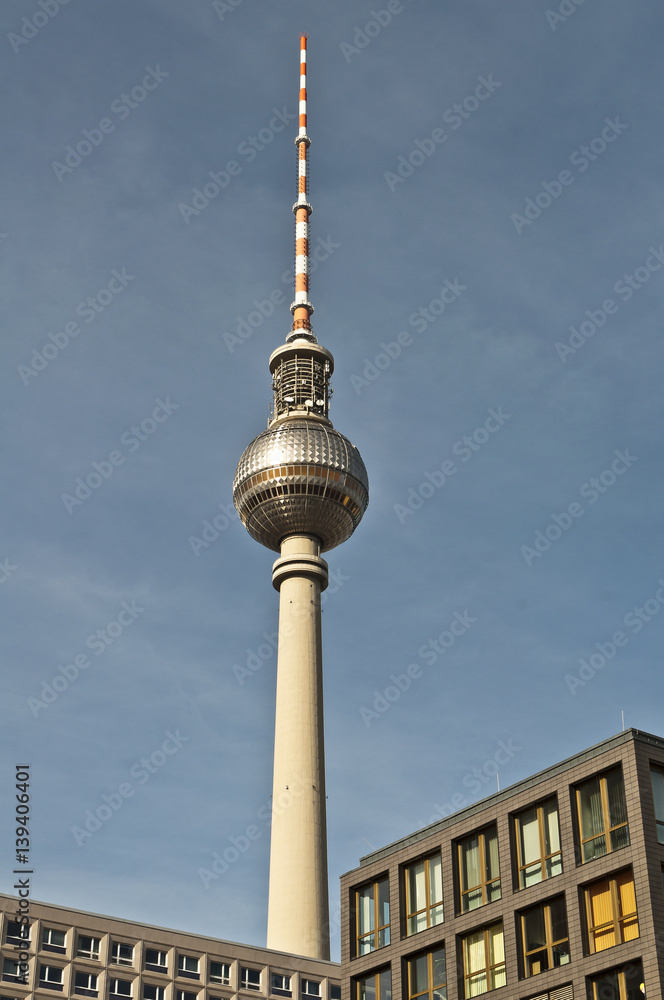 Fototapeta premium Berlin Fernsehturm - Alexanderplatz