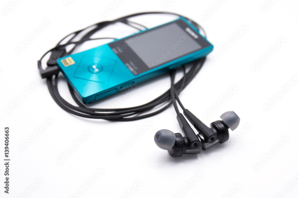 Earphones with Music Player Earphones with Music Player