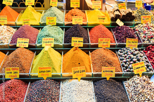 Canvas Print turkish spices store bazaar market istanbul turkey
