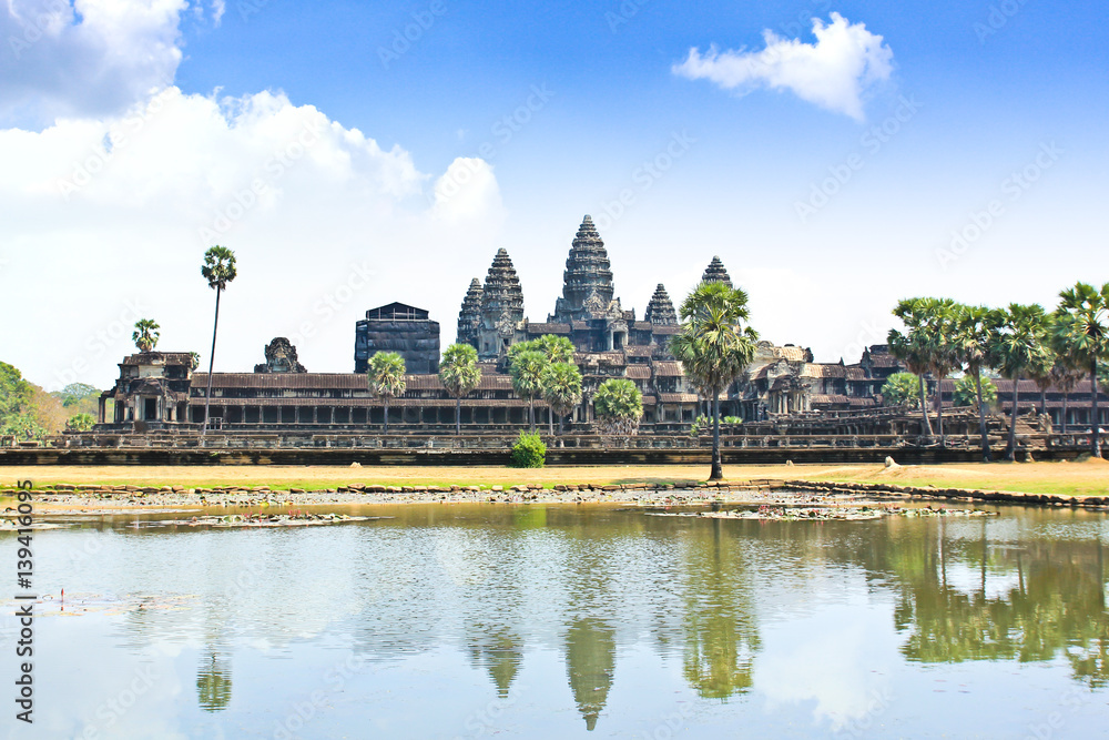 Fototapeta premium Angkor Wat Temple, Siem reap, Cambodia.