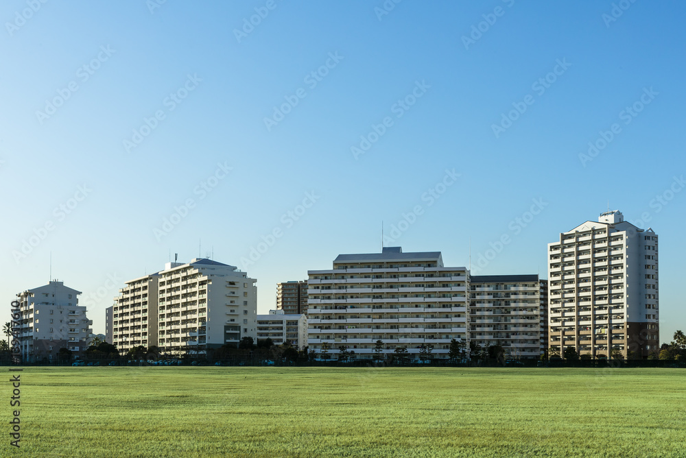 青空と高層住宅の風景3 青空と高層住宅の風景3