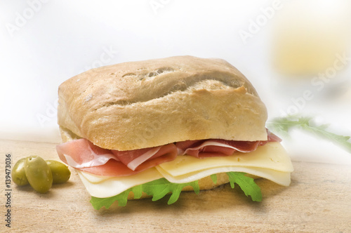 sandwich with prosciutto cheese and rukola