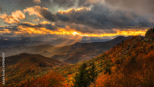 Foto Autumn Sunset on the Blue Ridge Parkway near Brevard North Carolina