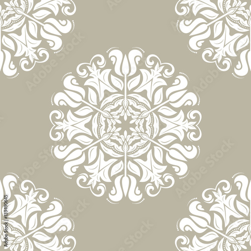 Classic seamless vector pattern. Traditional orient ornament. Classic vintage background