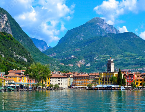 Obraz na plátně Beautiful view of Riva del Garda, Lake Garda, Italy