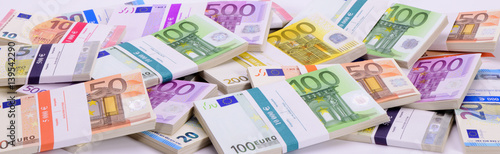 Euro Geldbündel als Panorama