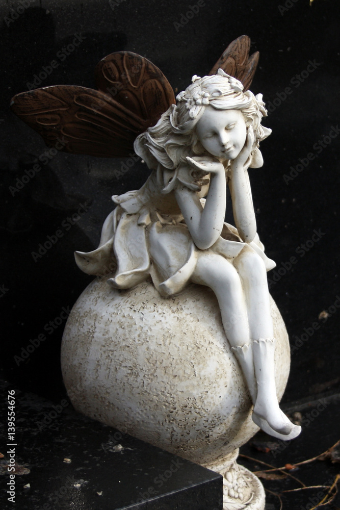 Fototapeta premium Angel on cemetery
