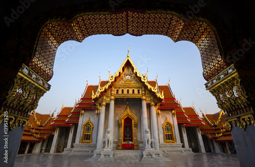 The Marble Temple, Wat Benchamabopitr Dusitvanaram Bangkok THAILAND © seksan94