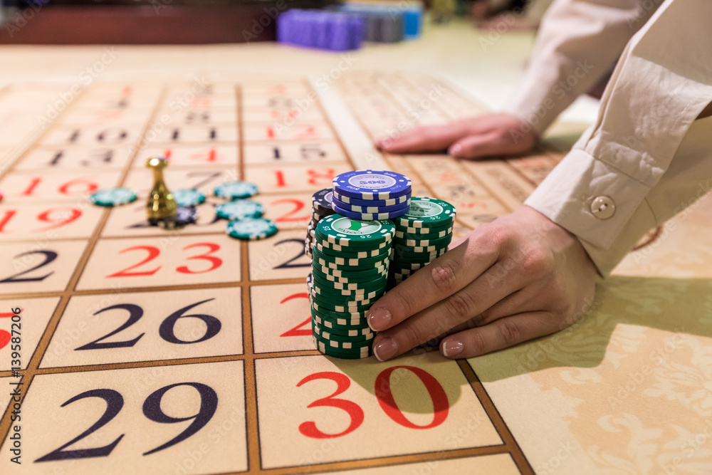 Obraz premium gambling chips on a game table roulette