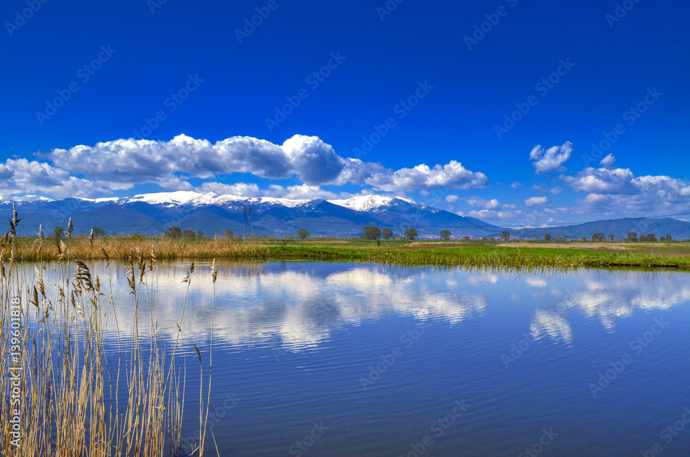 Lake with reflection - Relaxing landscape