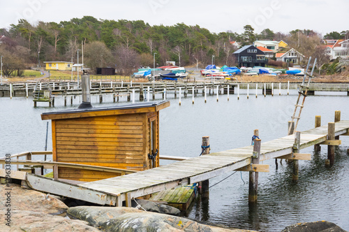 Bastubåten vid bryggan.