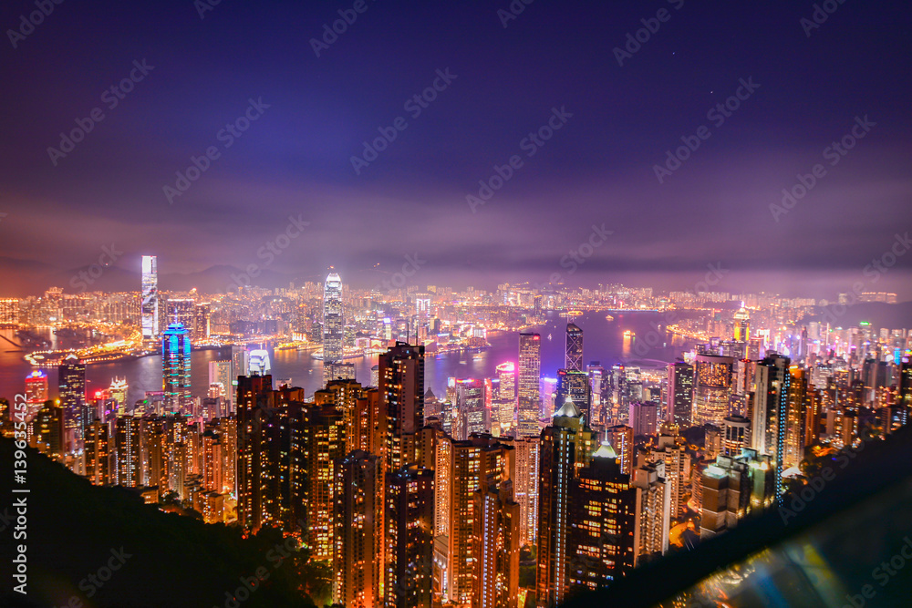 Obraz premium view of skyscrapers in the city of hong kong