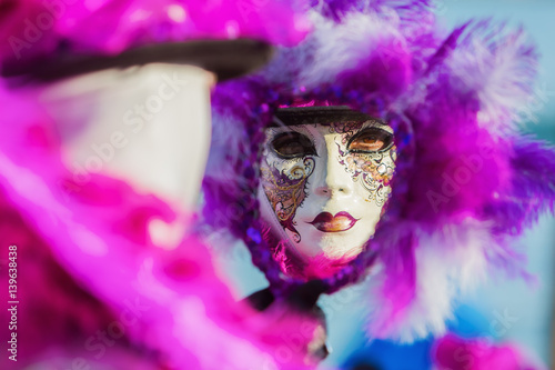 Fototapeta Naklejka Na Ścianę i Meble -  person with carnival costume in Venice