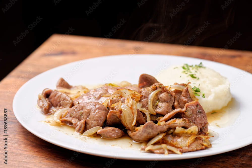 Liver and onions with potato Liver and onions with potato