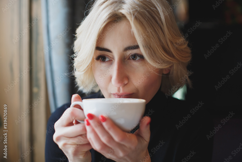 Beautiful Woman Drinking Coffee Beautiful Woman Drinking Coffee