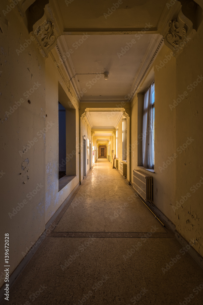 Couloir abandonné Couloir abandonné