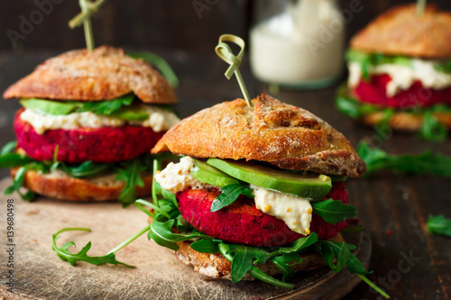 Vegan burgers with beetroot and avocado