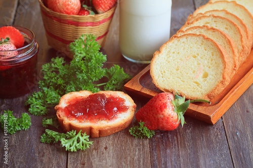 Strawberry jam with bread