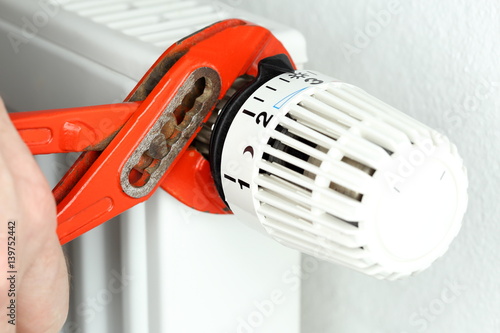 Thermostat anschrauben