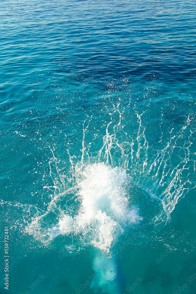 Obraz premium Splash into the water