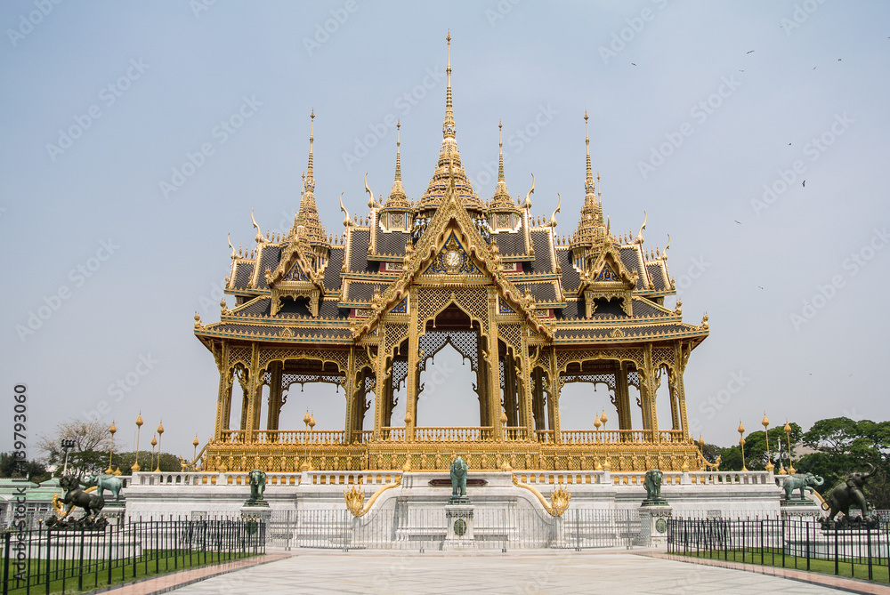 Fototapeta premium Thai architectural very beautiful and high value.